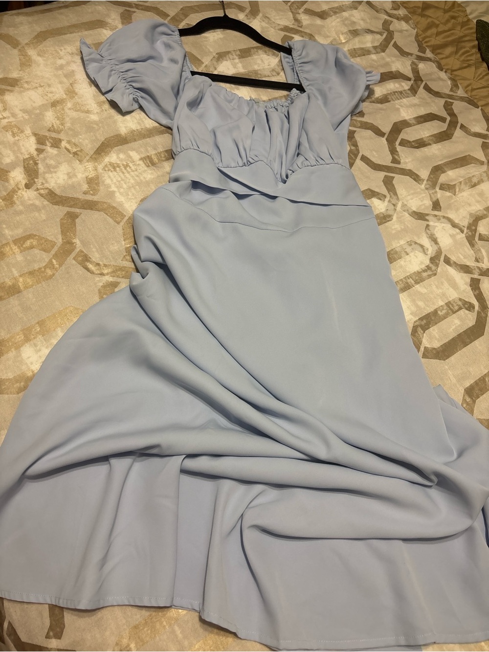 Elegant Light Blue Maxi Dress with Puff Sleeves